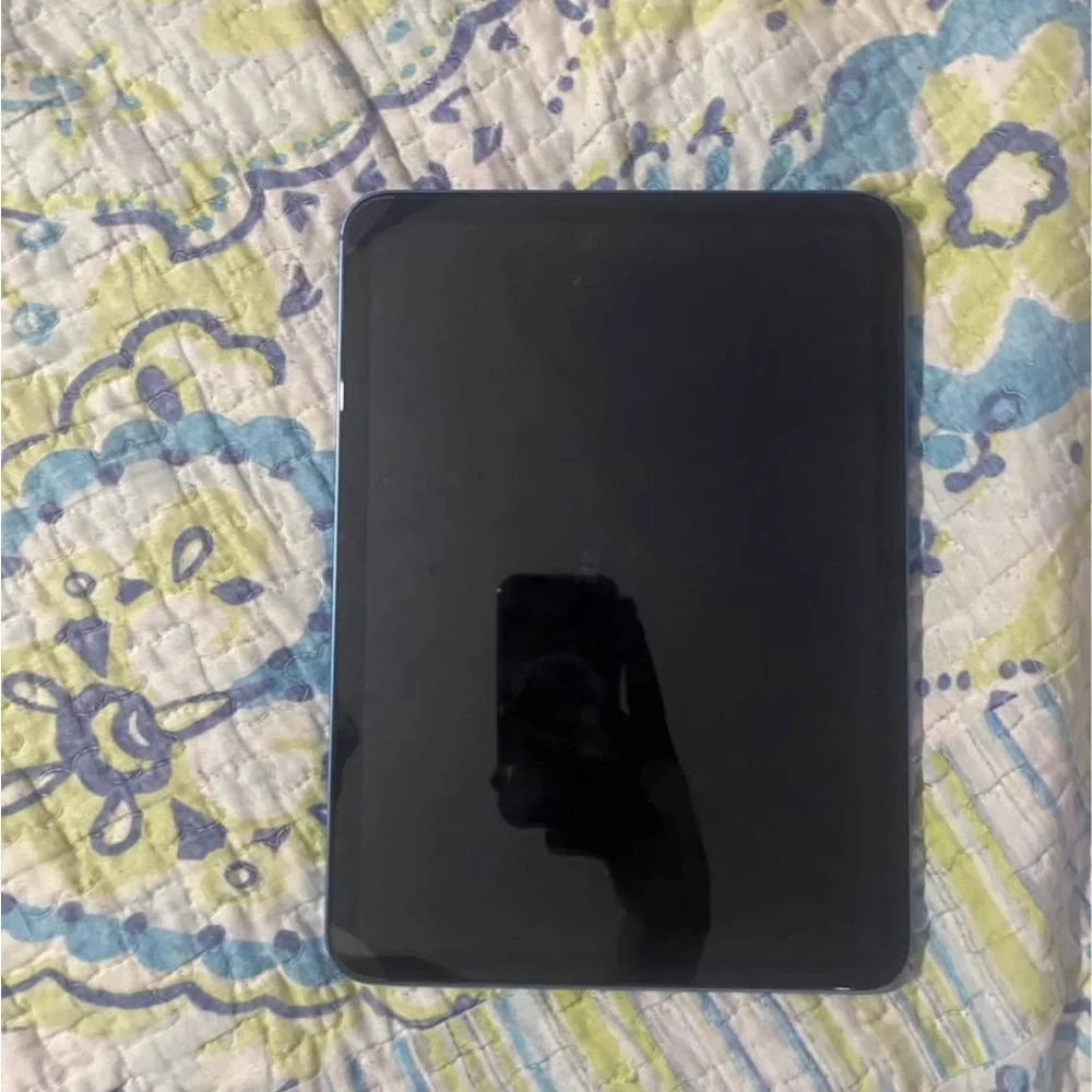 Apple Black Tablet Minimalist Design